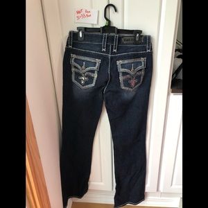 Nwt Rock Revivals women’s Roux boot bling jeans 31